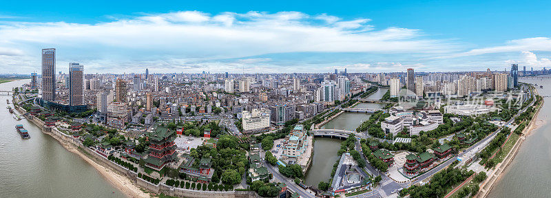 中国南昌CBD赣江两岸建筑景观天际线航拍图