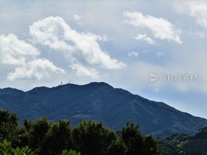 日本。山的风景。