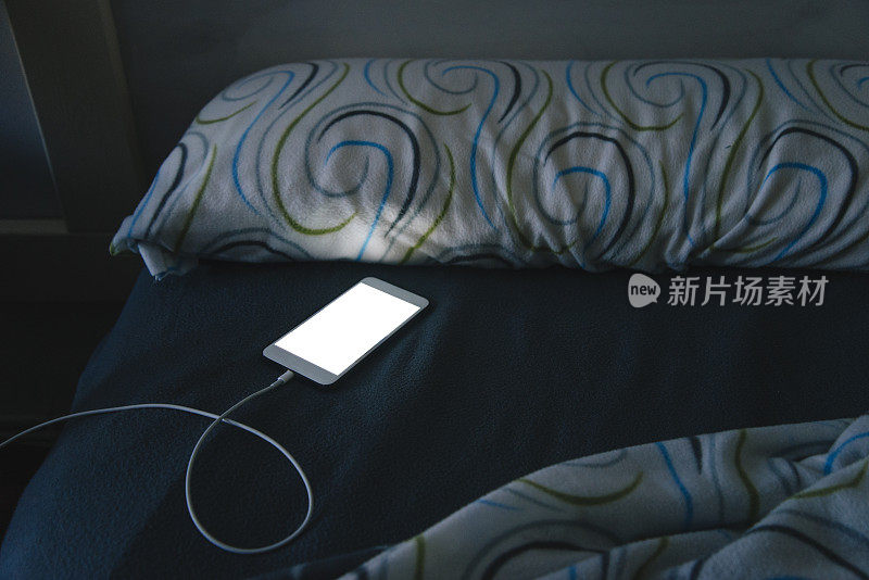 智能手机在床上