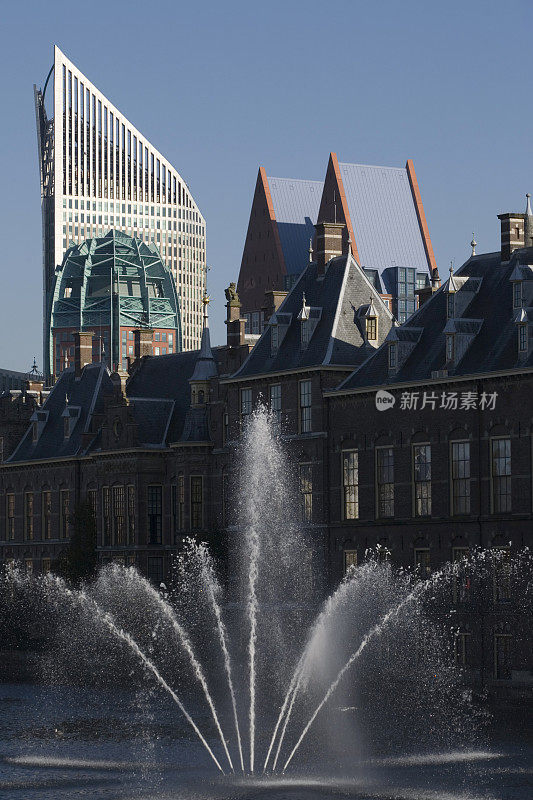 海牙的议会大楼和现代建筑