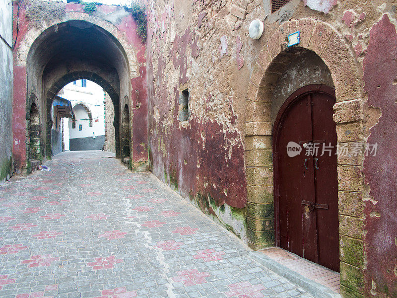 摩洛哥色彩斑斓的门