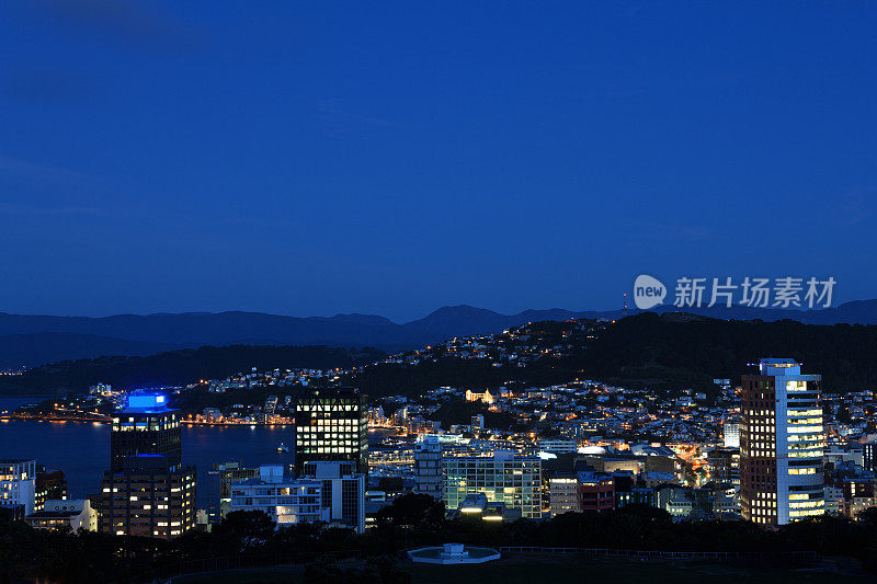 夜景惠灵顿，新西兰