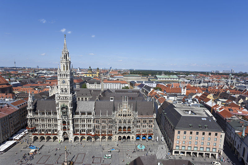 德国巴伐利亚慕尼黑市政厅和玛丽恩广场