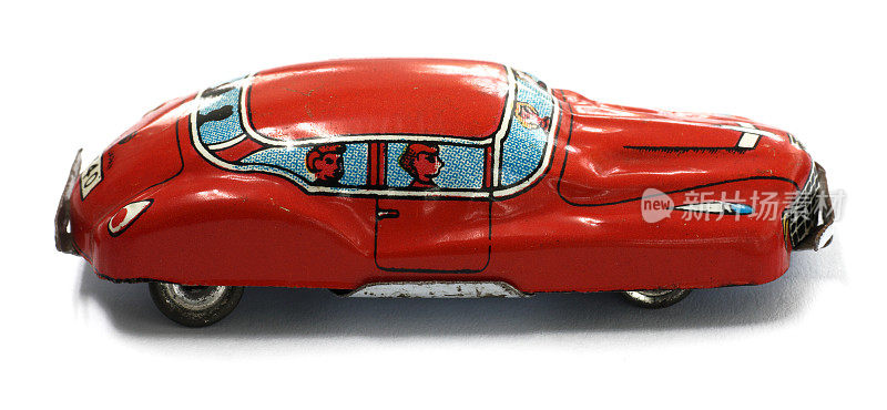 老式红色玩具车