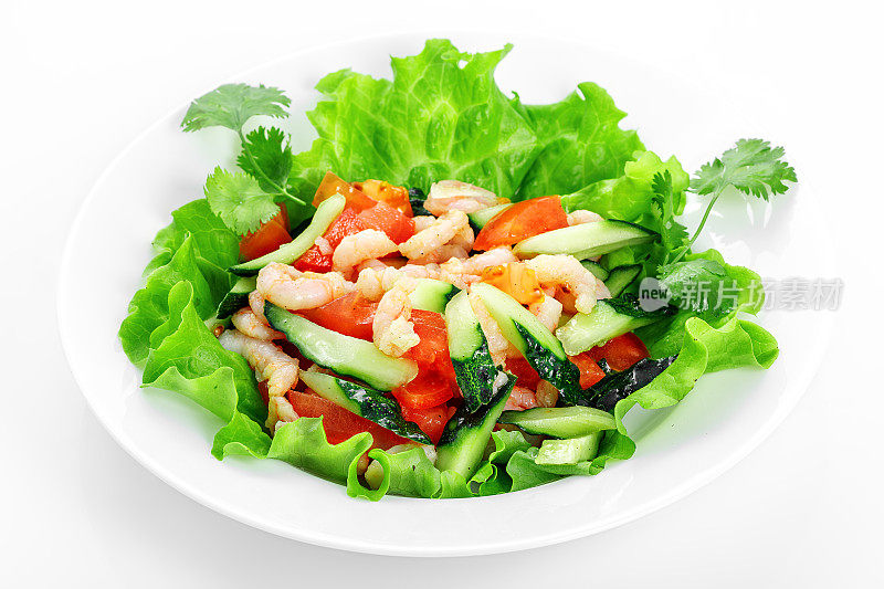 蔬菜沙拉，用虾，黄瓜，西红柿，大蒜，虾