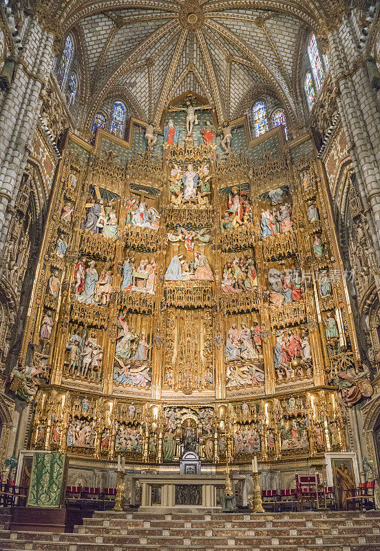 西班牙托莱多的圣玛丽灵长类大教堂的主祭坛