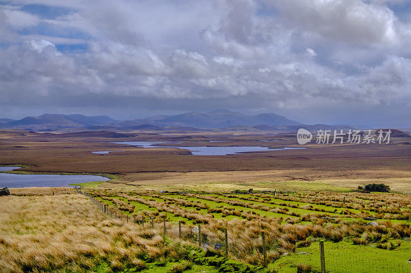 苏格兰外赫布里底群岛的刘易斯和哈里斯北部的刘易斯风景