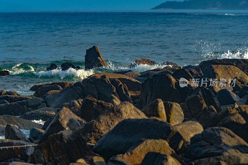 岩石之路-阿马曹海滩，弗洛里亚诺波利斯，圣卡塔琳娜