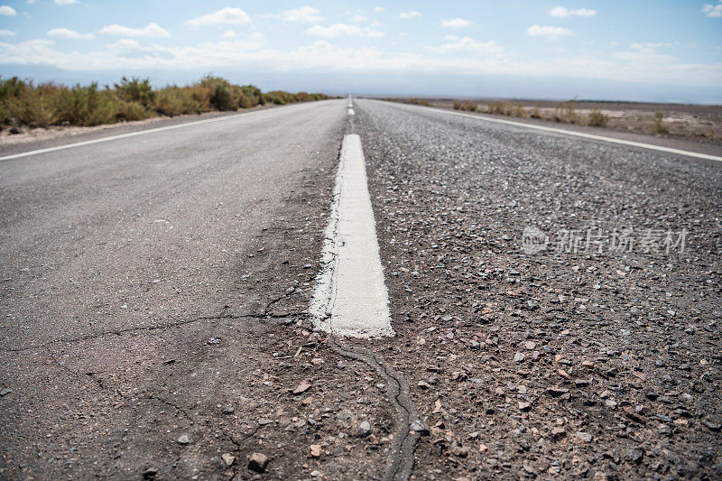 阿塔卡马沙漠的道路