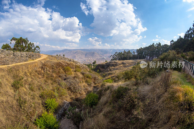 秘鲁库斯科山上的高架风景