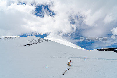 奥索尔诺火山在智利湖区-瓦拉斯港，智利