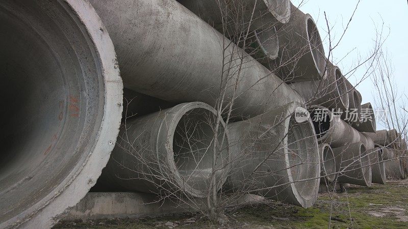 废弃地区钢筋混凝土管道