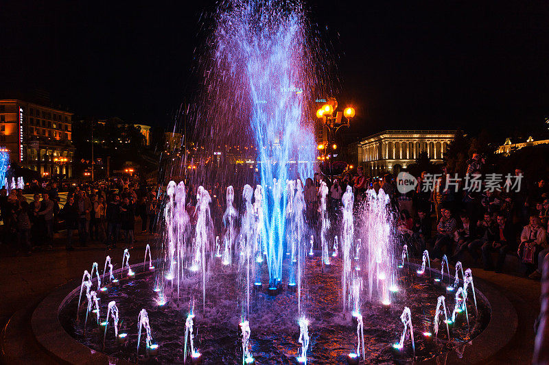 基辅的歌唱喷泉开放