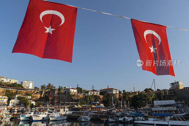 土耳其安塔利亚的奥斯曼民族房屋和Kaleiçi港口