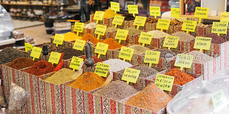 土耳其安塔利亚的香料集市和街头市场