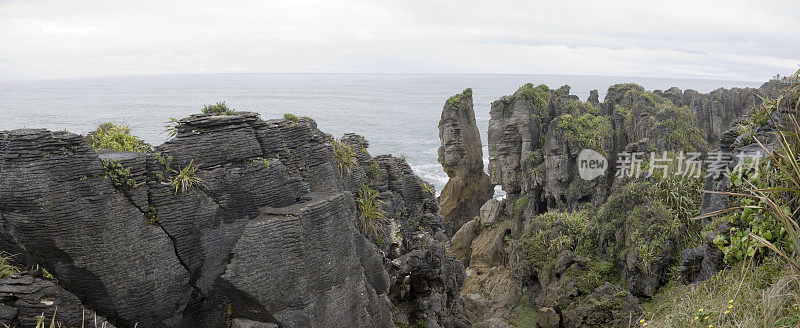 新西兰南岛的Punakaiki岩石
