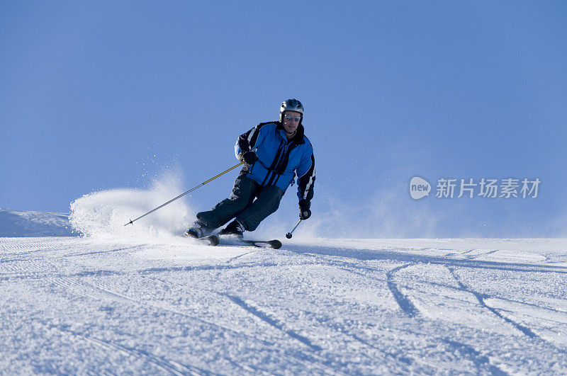 滑雪