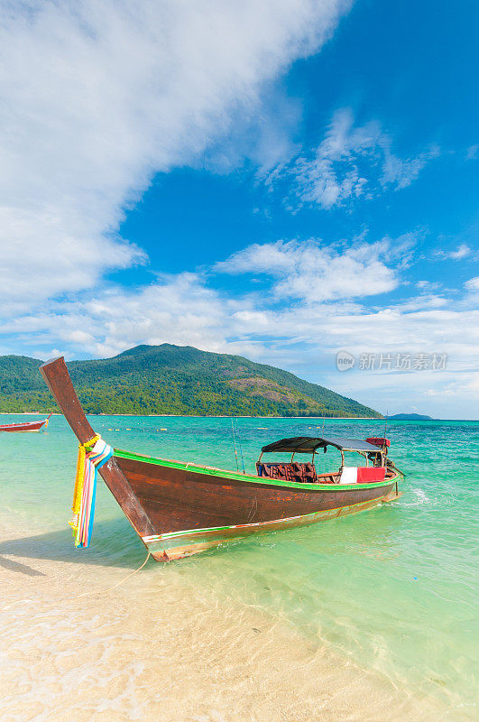 泰国南部海滩的全景