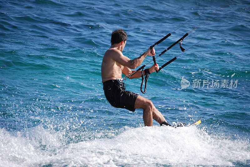 风筝冲浪