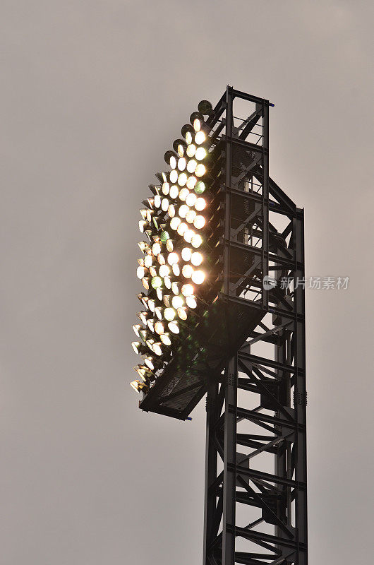 复古棒球体育场照明