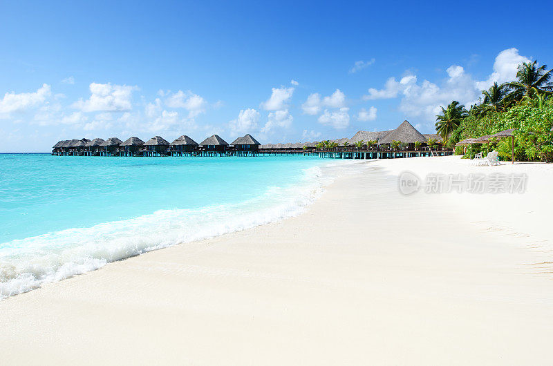 度假别墅泻湖，马尔代夫的热带天堂海滩度假胜地。