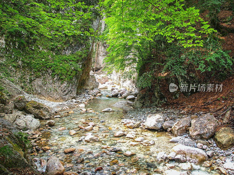 高山峡谷