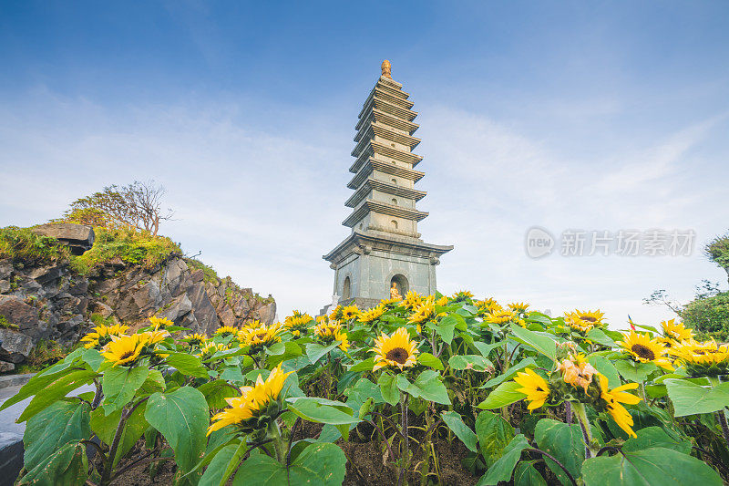 美丽的风景金山宝唐图塔和中国神u来和观音在越南萨帕翻斯盘山