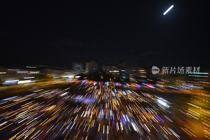 变焦爆发技术夜景拍摄。