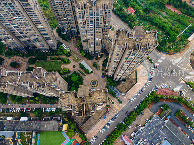 城市住宅建筑与社区绿化鸟瞰图