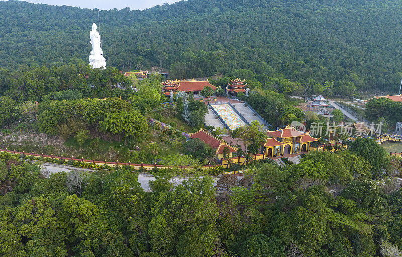 何国塔，一个著名的精神寺庙，富国岛，江西省