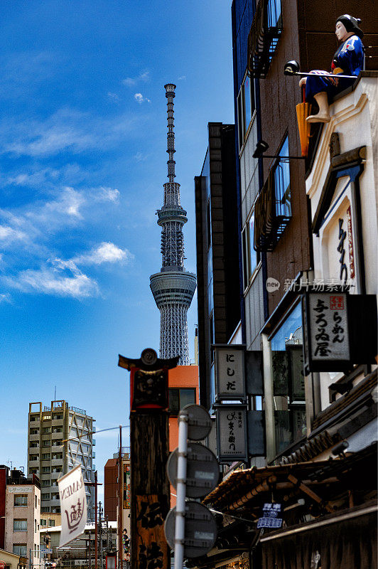 从日本东京浅草的中见井多里看到的东京天空树