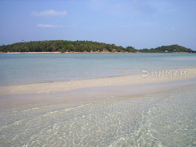泰国苏梅岛查翁海滩的珊瑚湾