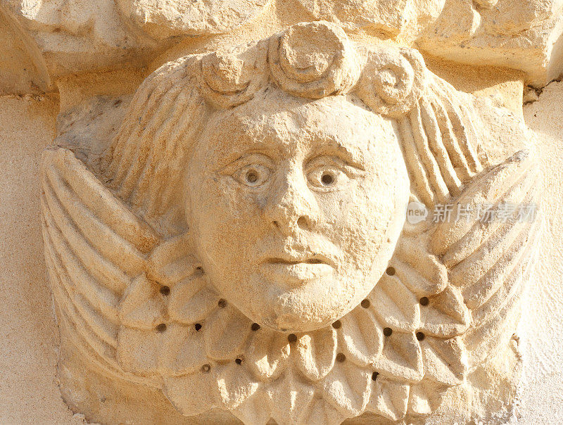 西西里岛拉古萨伊布拉的巴洛克奇形怪状的石头雕塑