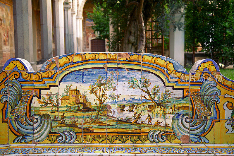 圣基娅拉修道院的特写。Naples-Italy