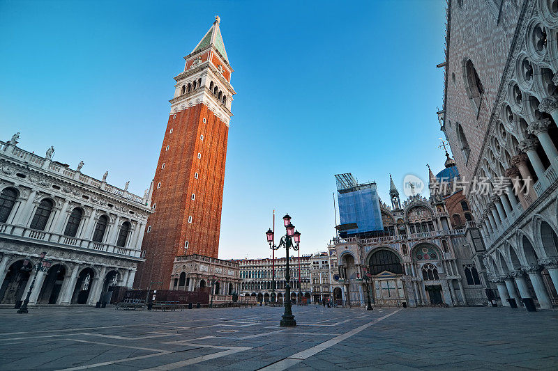 威尼斯的圣马可广场。