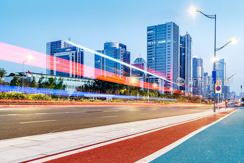运动速度效应与城市夜在重庆，中国