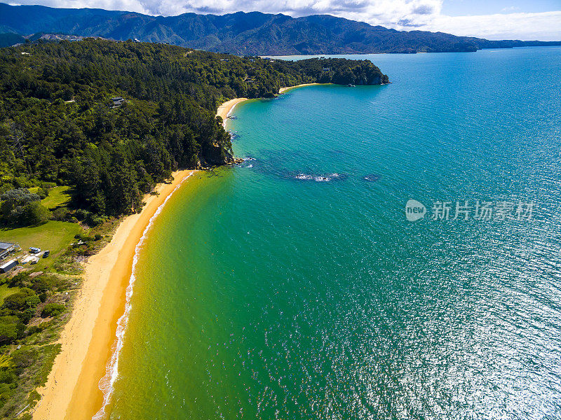 拆分苹果岩海滩鸟瞰图