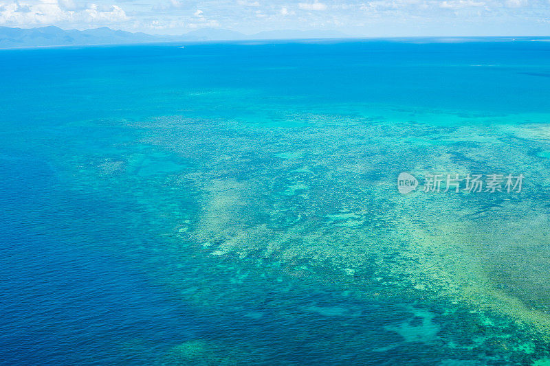 澳大利亚大堡礁的空中摄影
