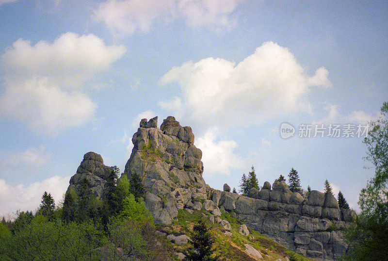 乌克兰图斯坦保护区的落基山。拍摄电影