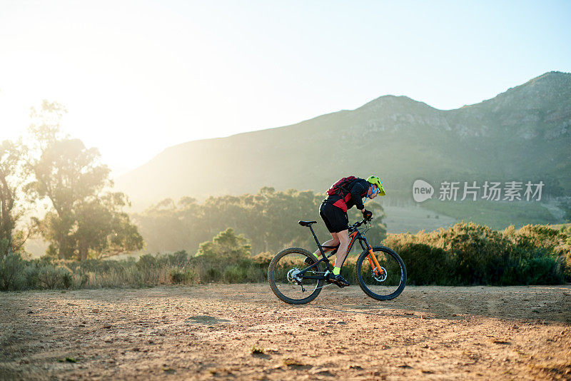 没有什么比公路旅行更好的了