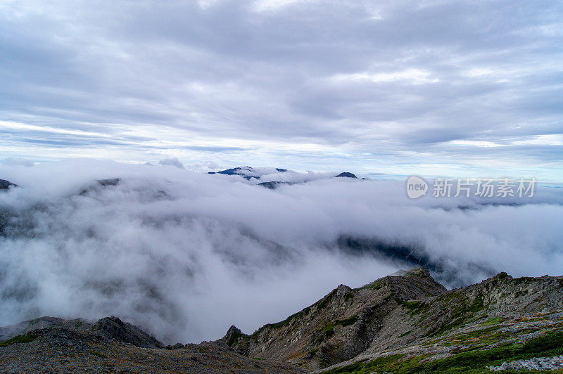 南阿尔卑斯山,日本山梨县县