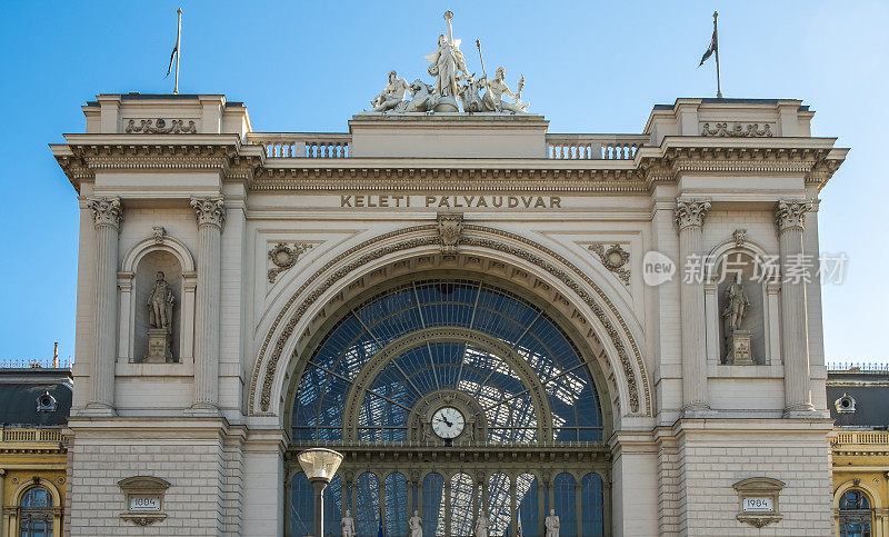 布达佩斯克莱蒂火车站的外部建筑，匈牙利布达佩斯的主要国际和城际铁路终站。