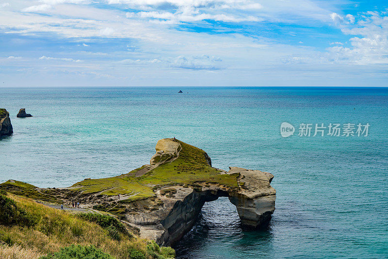 隧道海滩在新西兰南岛，达尼丁，新西兰