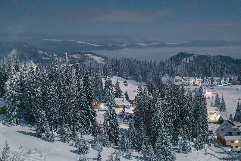 喀尔巴阡山脉的冬季风景