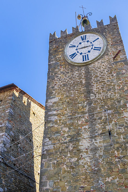 钟楼蒙特卡蒂尼码头(意大利托斯卡纳)