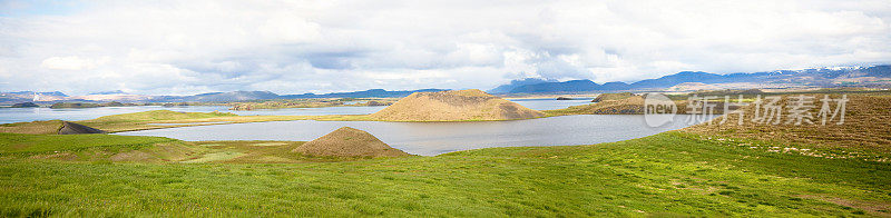 冰岛Myvatn湖全景