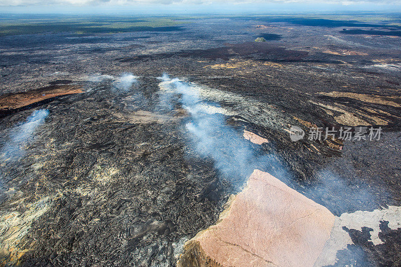 火山和熔岩的航拍