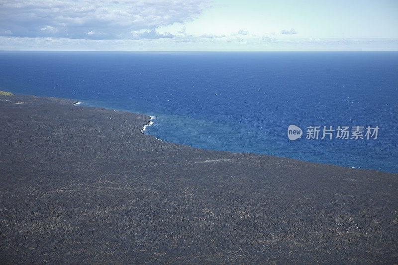 夏威夷海岸线熔岩流与太平洋