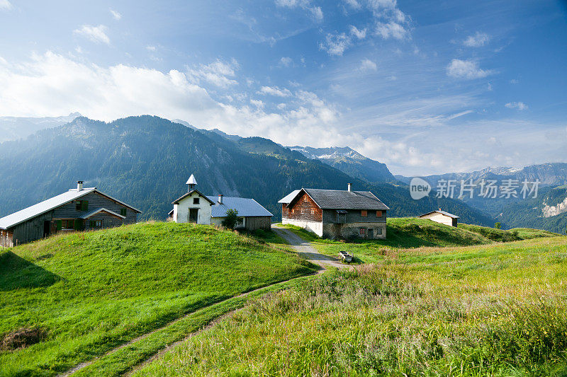 奥地利阿尔卑斯山的一个小定居点