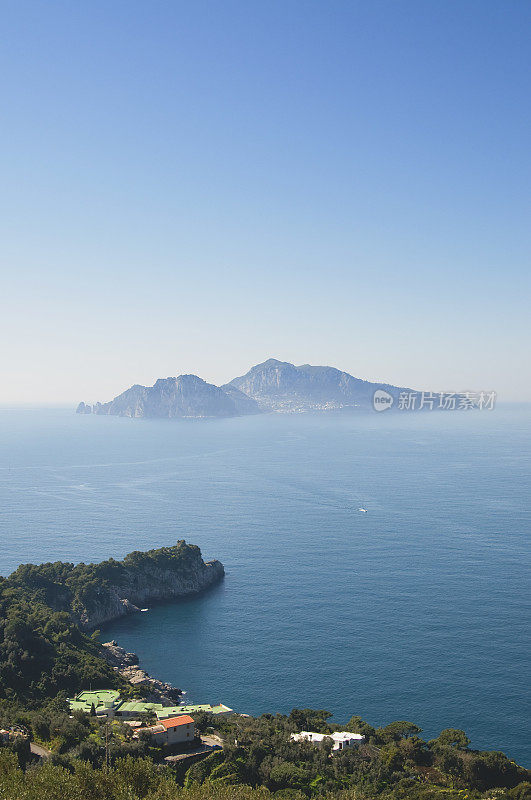 卡普里从马萨卢布伦斯-索伦托海岸